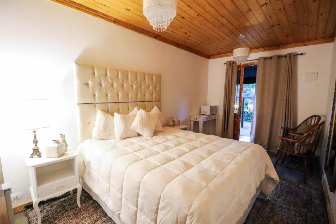 Campos Do Jordao Suites Guest house